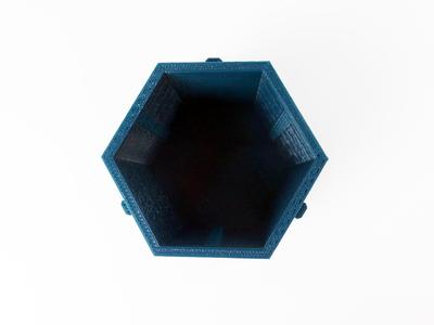 Yobox - Expandable, Modular yoyo Hive
