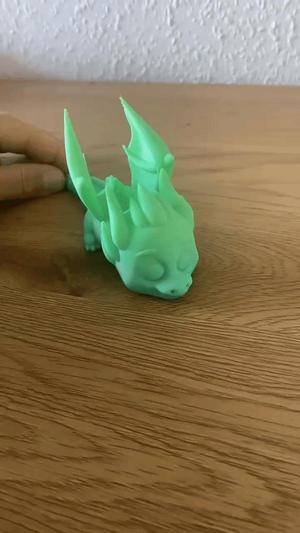 Toon baby dragon with wings (Flexi / Articualated)