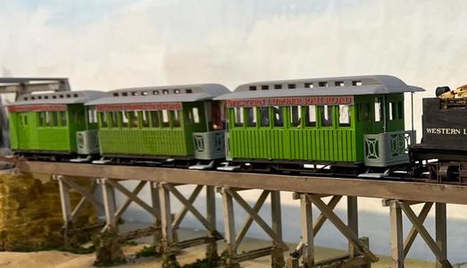 AMERICANish COACHES in 0-16.5  7mm scale  but might pass for 0n30