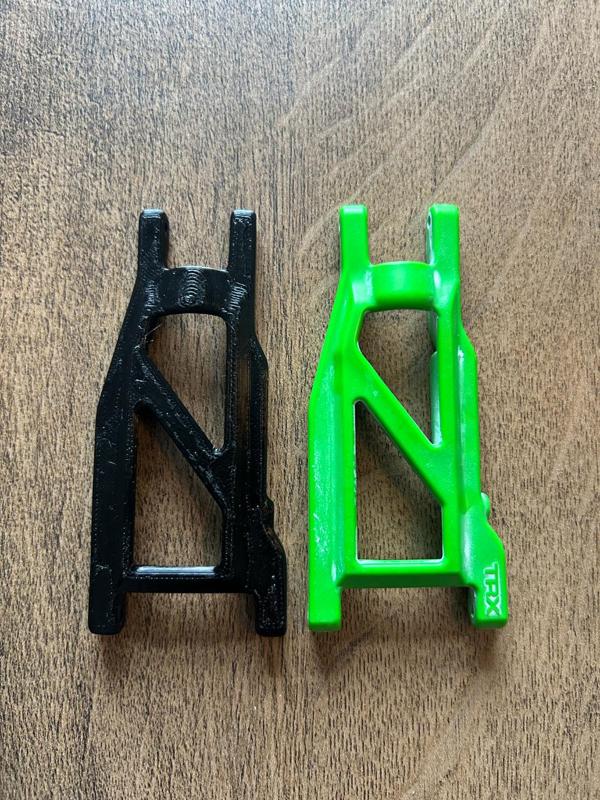Traxxas 3655G - Heavy Duty Suspension Arm - 3D Scan