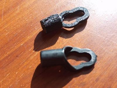 Ford Focus trunk tray hook clip