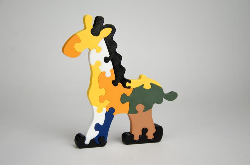 Geometric Giraffe – Modern 3D Puzzle Sculpture
