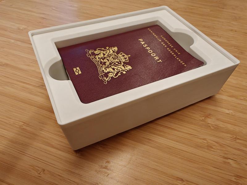 Gridfinity 3x4 bin for EU passports 