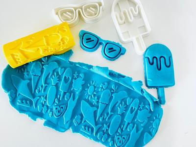 Summer Fun play dough roller