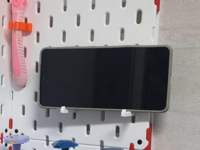 Pegboard accessories - Simple non-slip phone holder hook | Only 3.18g