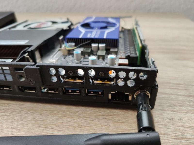 Lenovo Tiny AMD W6400 GPU Bracket - P330, M920X, M720Q,...