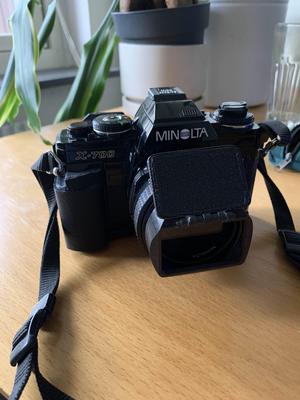 49mm lens hood with cap/cover