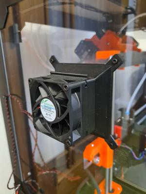 Enclosure filtration 7x7 cm fan