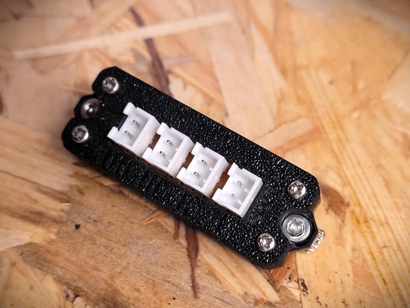PCB FAN SPLITTER CASE FOR 2020 EXTRUSION
