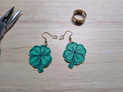 Shamrock 4 Leaf Clover Earrings 