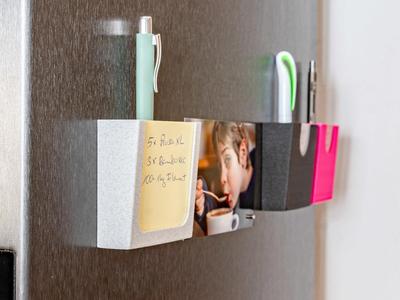 Magnote - Magnetic Paper Note holder with a twist