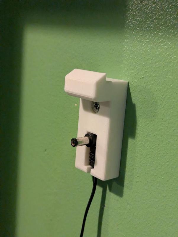 Greenote GSC50 vacuum hanger/charger