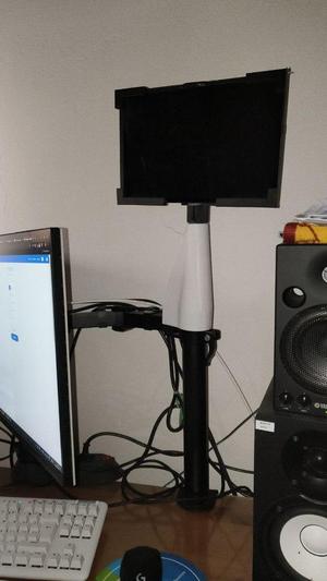 Tablet holder