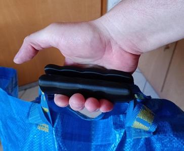 Semi permanent handle for reuseable bags