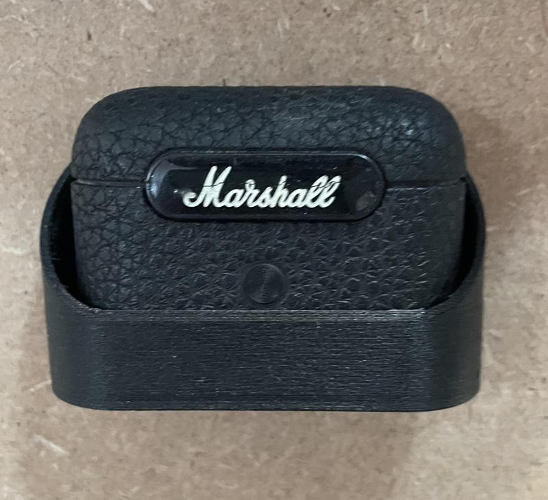 Earphone holder