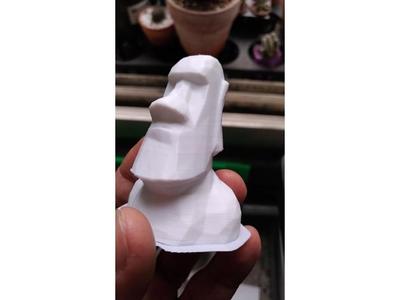 Lowpoly Moai remix