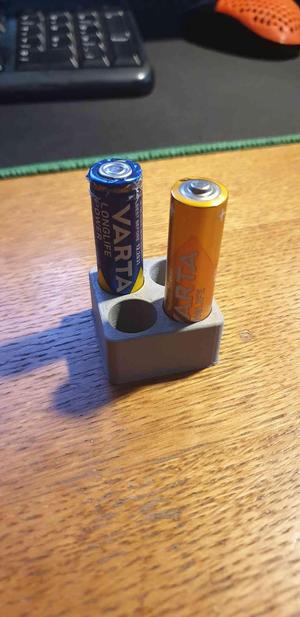Battery holder parametric