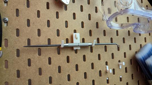 Skadis scriber holder