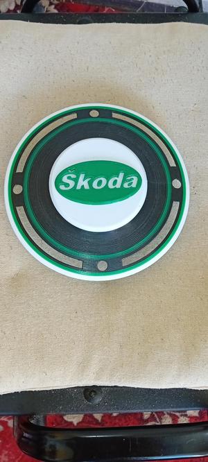 Poklice kol Škoda Felicia