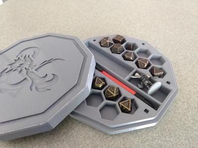 Dice Box n Tray with d&d logo