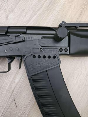 Tokyo Marui Saiga Magwell plate