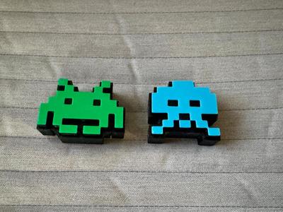 Space Invaders Clickers