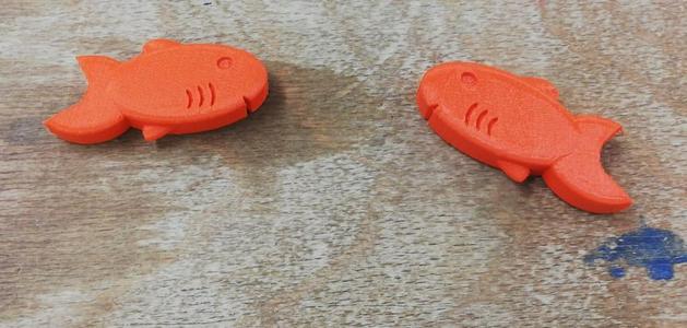 Simple goldfish-sleeve created for sharp edges on wheelchair-brakes