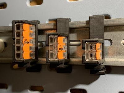 Wago 221-41* DIN rail mounts