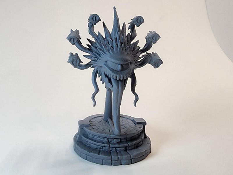 Young Spined Flying Eye – Fantasy Miniature