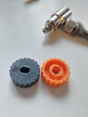 Reinforced camping gas stove adjustment knob