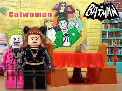 Catwoman (Lee Meriweather)