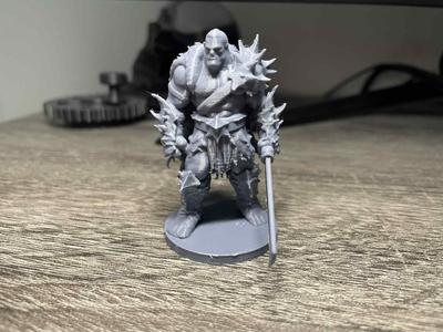 Savage Barbarian – Brutal Fantasy Miniature