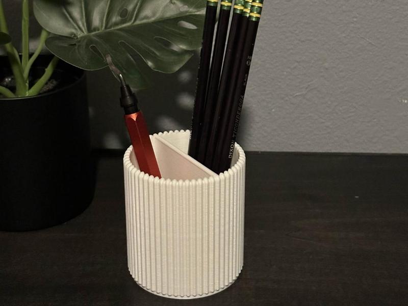 Ribbed Bathroom Organizer Cup - 2 compartments