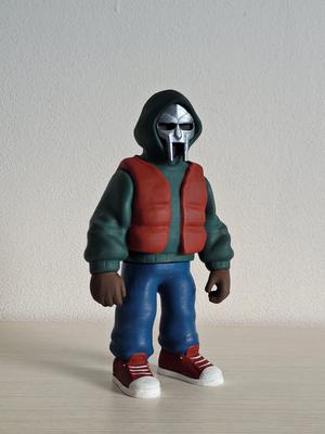 MFDOOM VYNIL STYLE FIGURE