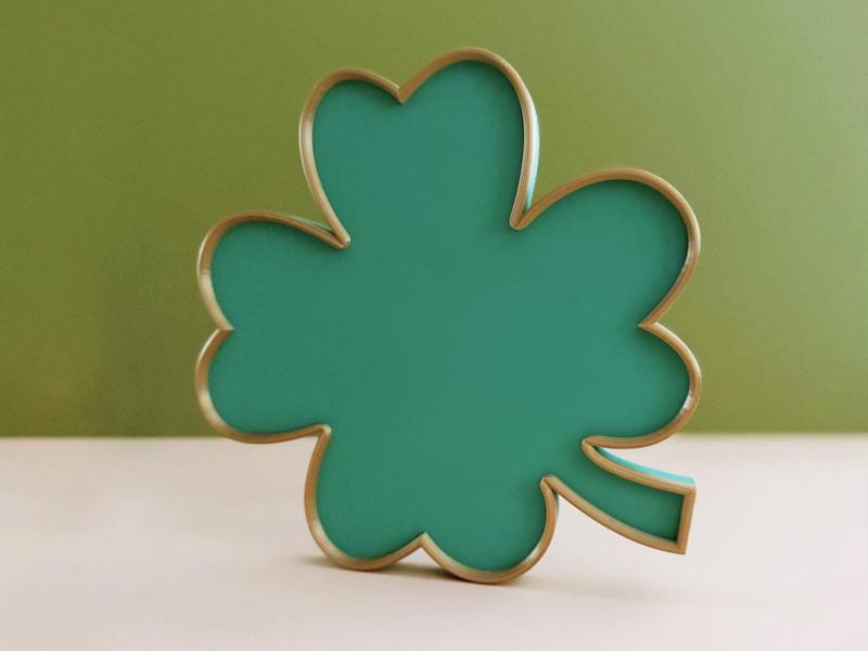 Clover Leaf Decor/Dish