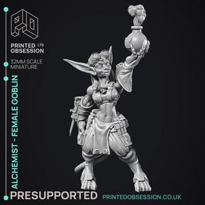 Alchemist - Goblin Female Artificer - PRESUPPORTED - 32mm scale
