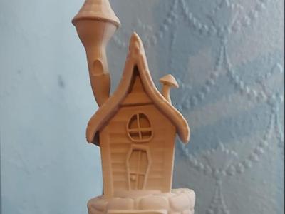 Tall Halloween House Witches Hut/Cottage Spooky