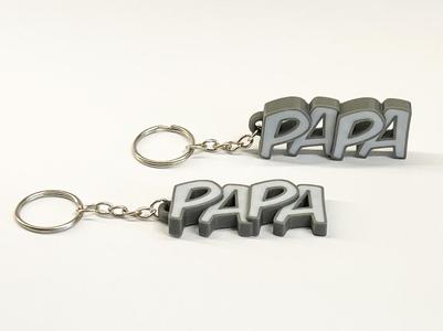 Beautiful keychain with the name Papa
