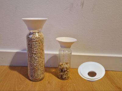 True Fruits Funnel Filling Aid, Screw-on