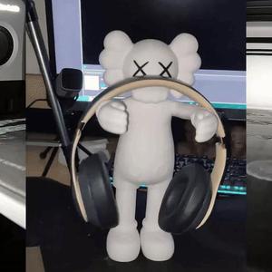 Headphone stand Kaws Mobile arms NO NEED AMS 