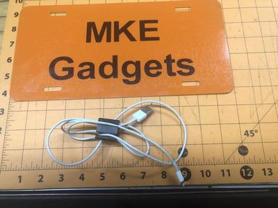 Smart Phone Cable Holder @ MKE Gadgets #132