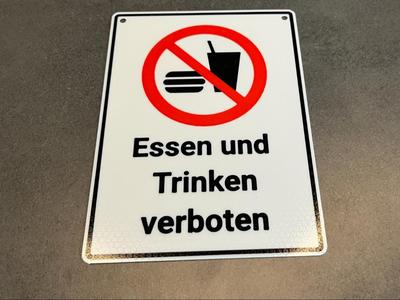 No eating or drinking sign
