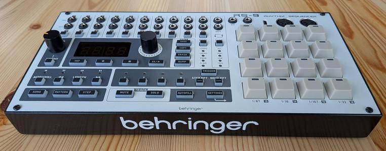 Behringer RS-9 Sequencer Case