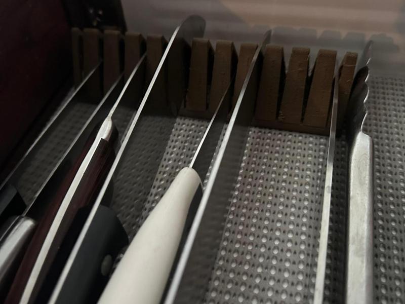 Knife Holder in drawer by Barba Productions