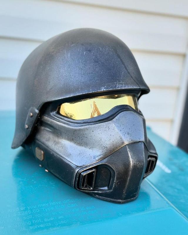 Helldivers 2 Light Gunner Helmet (High Quality)