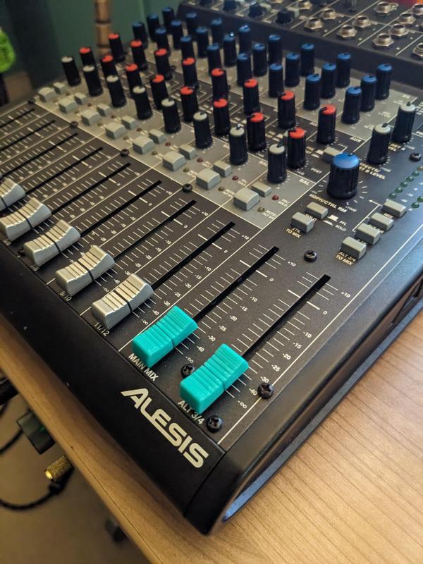 Fader/slider for Alesis MultiMix12