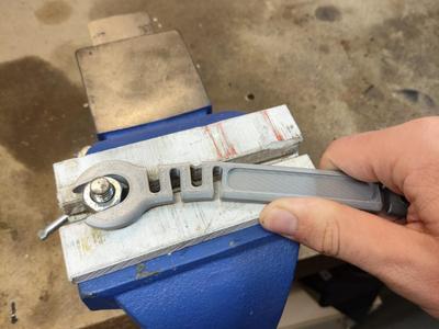 Flexi-Wrench