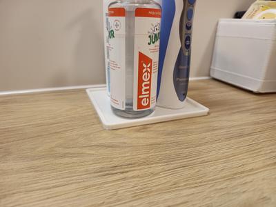Simple tray