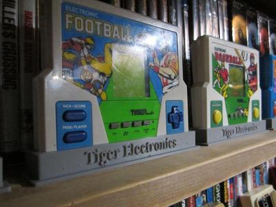 Tiger Electronics Handheld Game Stand