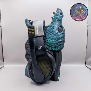 Dragon Headset Holder